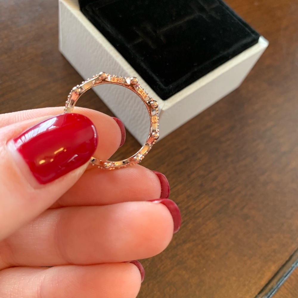 🔥💖Pandora’s PINK ENCHANTED CROWN ROSE ring💖🔥 - Picture 2 of 3